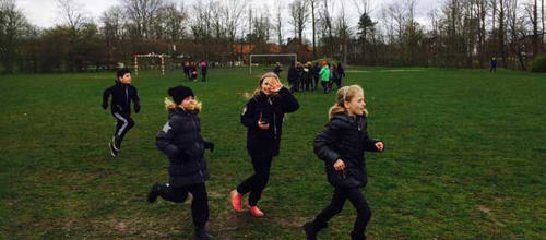 Børn og ældre dyster mod hinanden i årets sundhedsuge